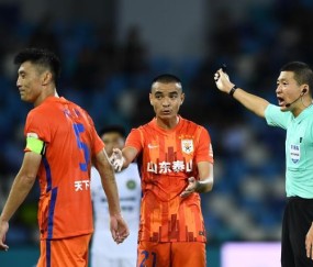 罚单来了！郑铮暴力行为禁赛4场 徐新2张罚单停2场