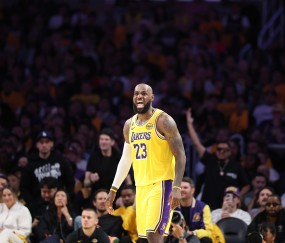 帕森斯评季后赛联盟前5：CC/杰伦·布朗/文班/约基奇/SGA 老詹第6