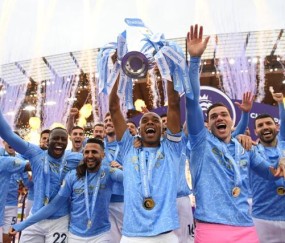 开云app-夺冠曼城三军用命仍完胜 蓝月10年传奇用进球告别