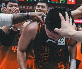 开云-大冷门！山东惨遭30分大败，高诗岩1中0仅4分，联赛前4没望了|宁波|山东队|北京首钢|球队|季后赛_新浪体育_新浪新闻