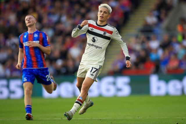 1728578477413091505.jpg 曼联.jpg